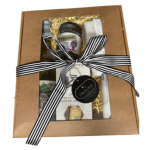 1 Bottle & 3 Cheese Hamper